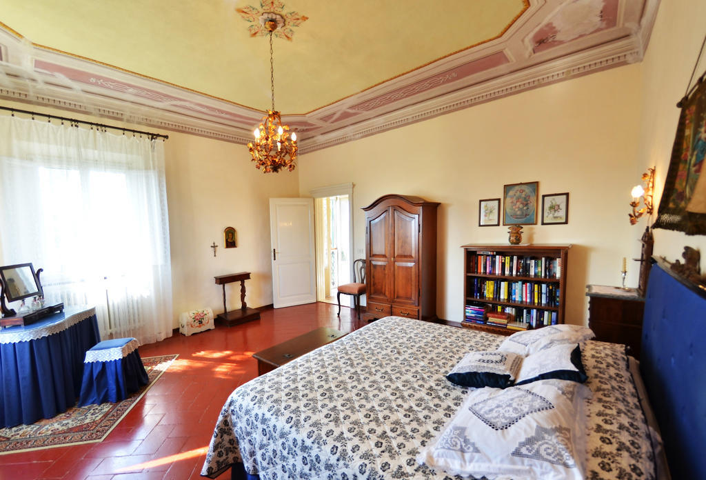 Villa Buonaparte San Miniato Oda fotoğraf